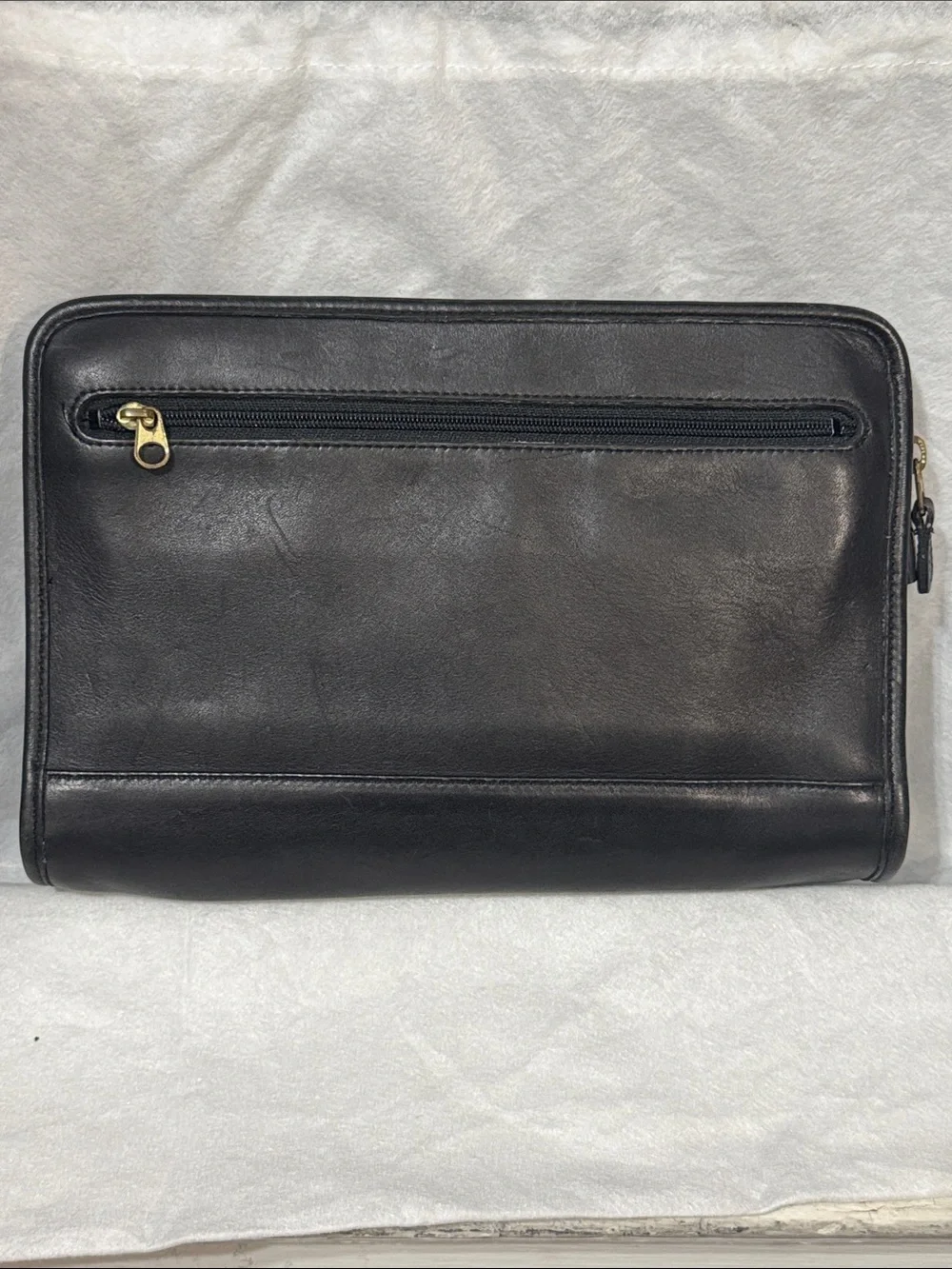 Coach vintage international clutch